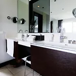 Hotel Kuenstlerquartier Seezeichen 4*