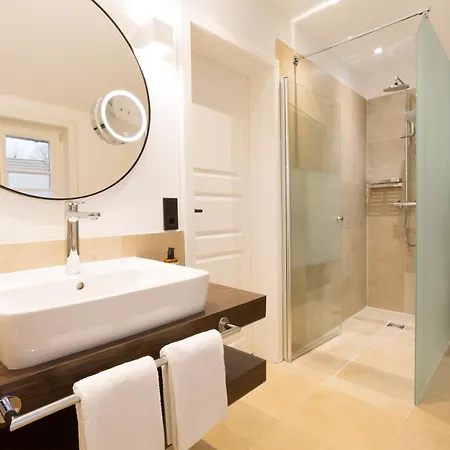 Kuenstlerquartier Seezeichen Szálloda Ahrenshoop