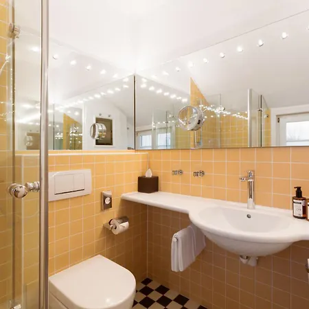 Kuenstlerquartier Seezeichen 4*