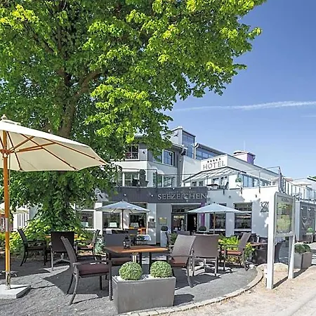 Hotel Kuenstlerquartier Seezeichen 4*