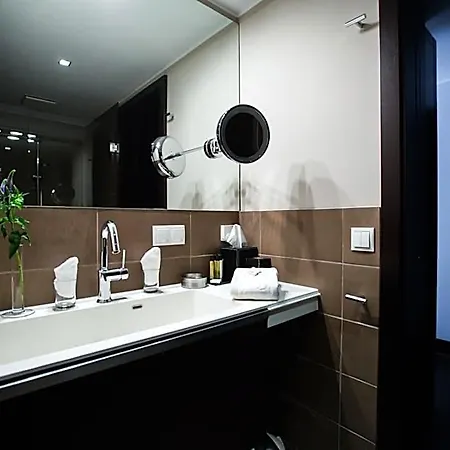 Hotel Kuenstlerquartier Seezeichen 4*