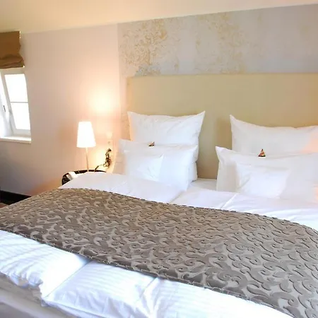 Kuenstlerquartier Seezeichen Szálloda